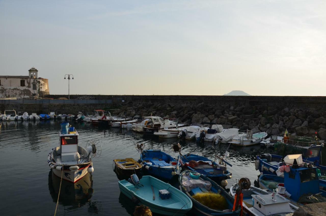 Bell E Buon B&B Pozzuoli Exterior photo